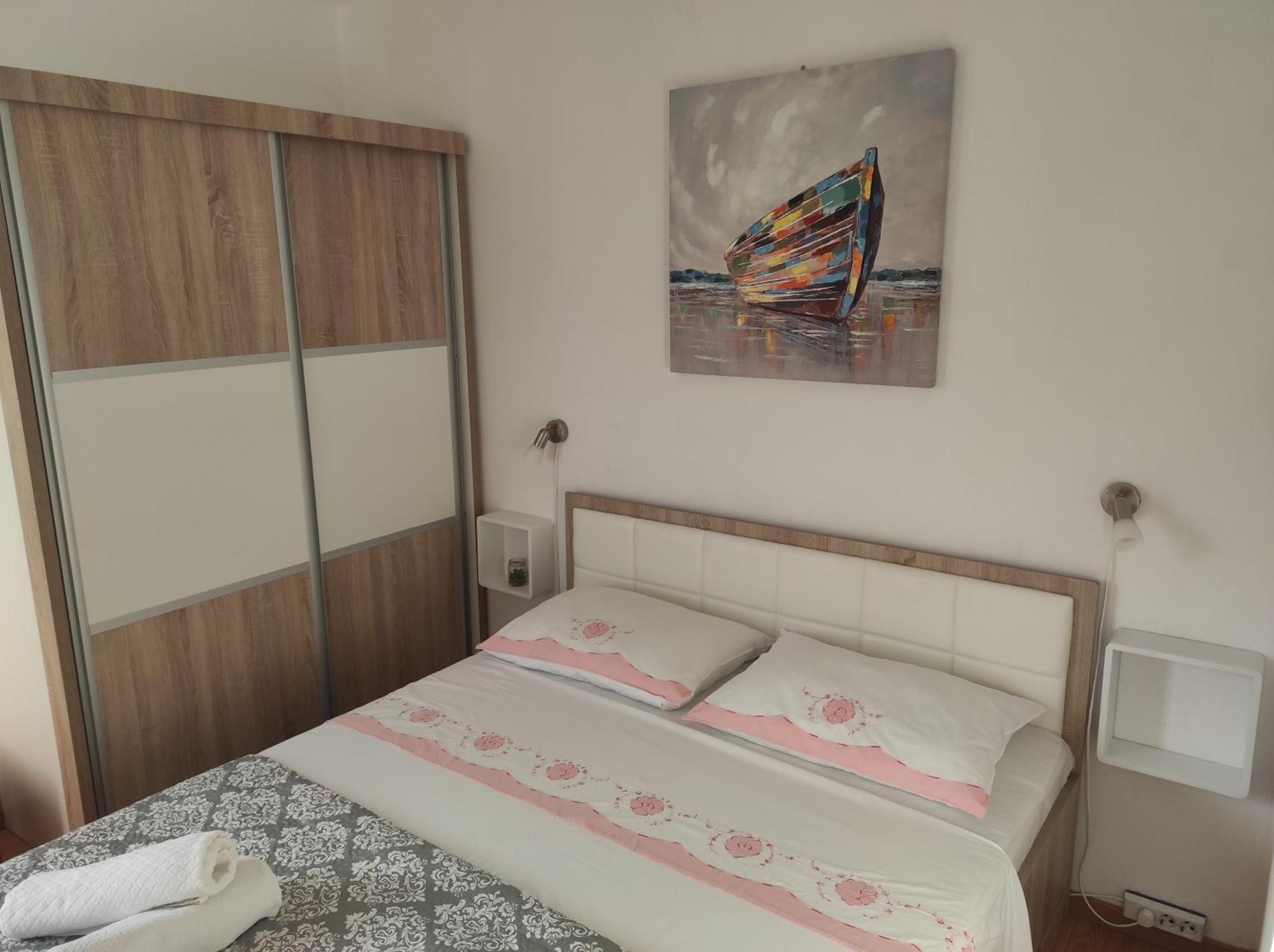 Apartments Pivac - Локва Рогозница Стая снимка